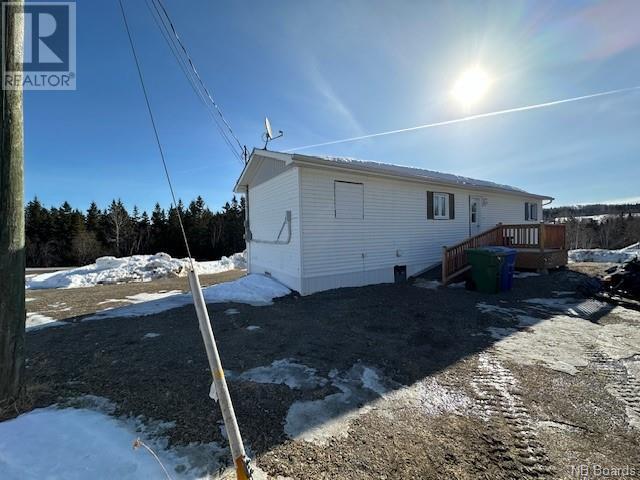 281 Rue Marcoux, House detached with 2 bedrooms, 1 bathrooms and null parking in Balmoral VL NB | Image 6