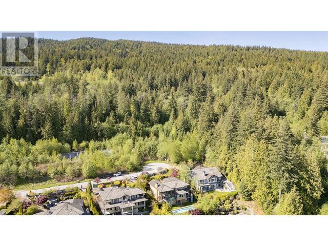 2307 Kadlec Crt, House detached with 0 bedrooms, 0 bathrooms and null parking in West Vancouver BC | Image 8