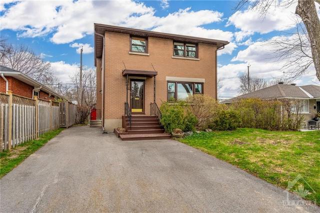 707 Fraser Avenue, House detached with 5 bedrooms, 3 bathrooms and 3 parking in Ottawa ON | Image 2
