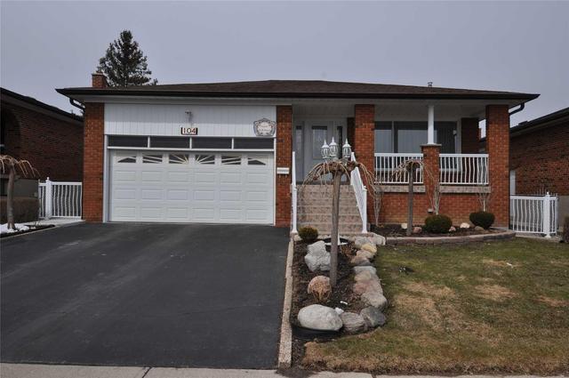 104 Linkdale Rd, House detached with 3 bedrooms, 3 bathrooms and 2 parking in Brampton ON | Image 1