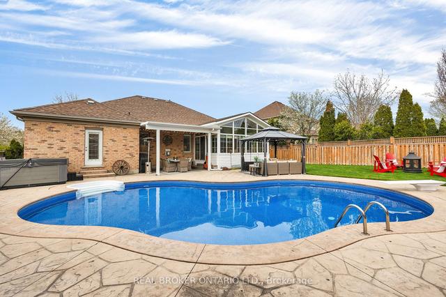 265 Deer Ridge Dr, House detached with 3 bedrooms, 3 bathrooms and 4 parking in Kitchener ON | Image 29