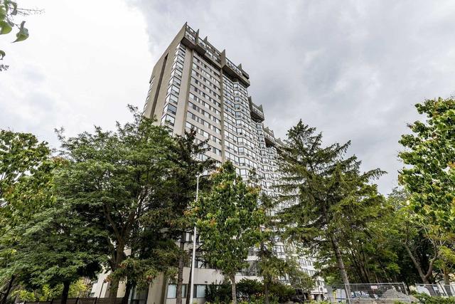PH1 - 200 Robert Speck Pky, Condo with 2 bedrooms, 3 bathrooms and 2 parking in Mississauga ON | Image 1