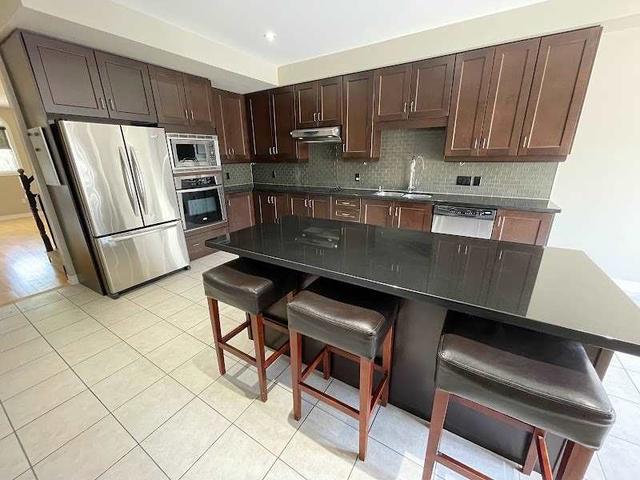 144 Woodbine Ave, House attached with 3 bedrooms, 4 bathrooms and 2 parking in Toronto ON | Image 34