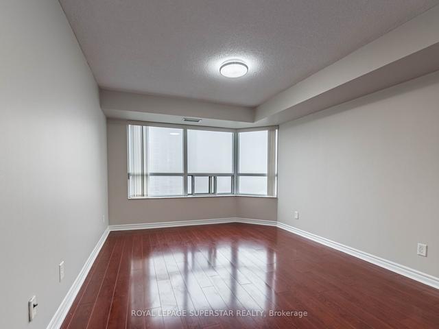 1120 - 25 Kingsbridge Garden Cir, Condo with 2 bedrooms, 2 bathrooms and 1 parking in Mississauga ON | Image 13