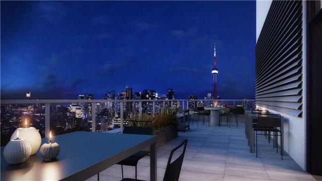 1002 - 620 King St W, Condo with 2 bedrooms, 2 bathrooms and 1 parking in Toronto ON | Image 12