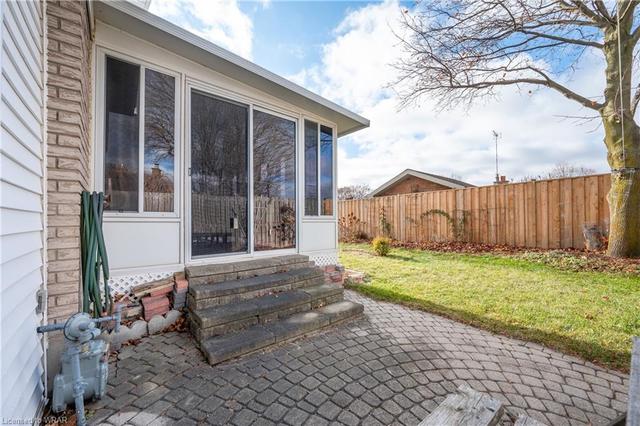 221 Laurentian Drive, House detached with 3 bedrooms, 2 bathrooms and 3 parking in Kitchener ON | Image 27