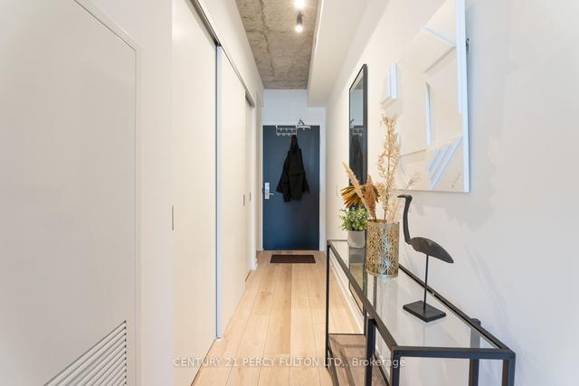 802 - 458 Richmond St W, Condo with 1 bedrooms, 1 bathrooms and 0 parking in Toronto ON | Image 6
