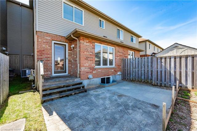 36 Laughland Lane Lane, House attached with 3 bedrooms, 2 bathrooms and 2 parking in Guelph ON | Image 28