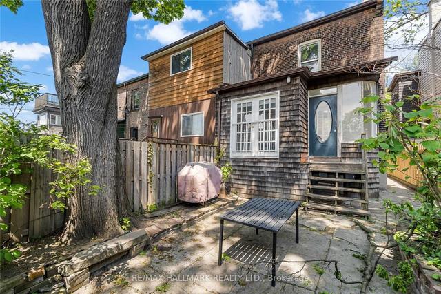 7 Grafton Ave, House semidetached with 3 bedrooms, 2 bathrooms and 2 parking in Toronto ON | Image 18