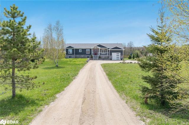 185718 Grey County Road 9, House detached with 3 bedrooms, 3 bathrooms and 12 parking in Southgate ON | Image 12
