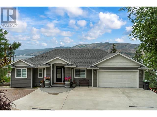3949 Desert Pines Ave, House detached with 4 bedrooms, 3 bathrooms and 2 parking in Peachland BC | Image 3