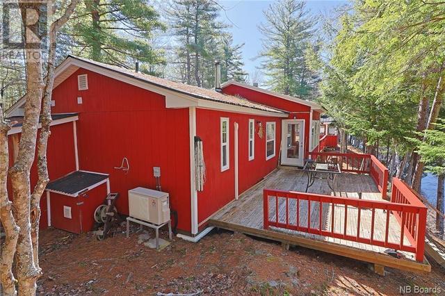 111 Camp Rd, House detached with 2 bedrooms, 1 bathrooms and null parking in Saint Marys NB | Image 2