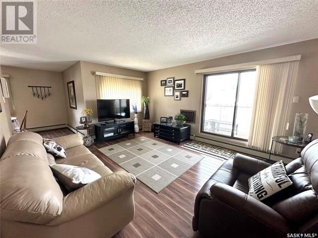 301 - 1442 102nd Street, Condo with 2 bedrooms, 2 bathrooms and null parking in North Battleford CY SK | Image 7