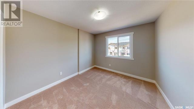 218 Schmeiser Bend, House semidetached with 3 bedrooms, 3 bathrooms and null parking in Saskatoon SK | Image 31