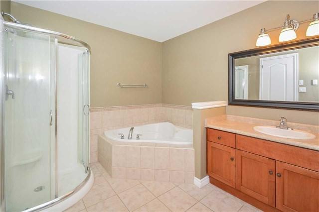 9 Geddes Cres, House detached with 3 bedrooms, 3 bathrooms and 1 parking in Guelph ON | Image 13