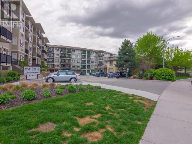 202 - 2301 Carrington Rd, Condo with 1 bedrooms, 1 bathrooms and 1 parking in West Kelowna BC | Image 35