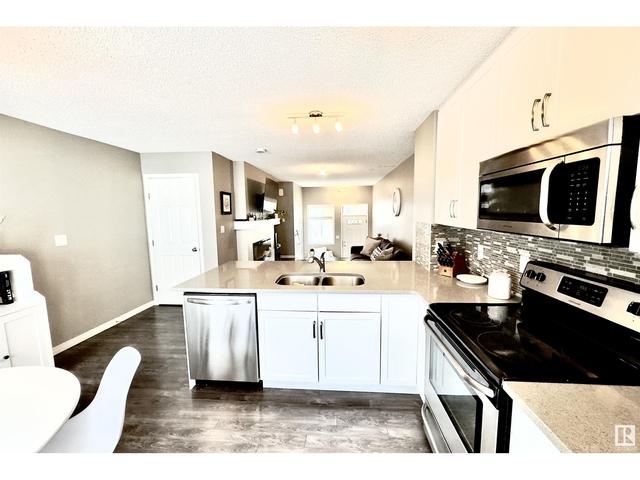 120 - 2905 141 St Sw, House attached with 2 bedrooms, 2 bathrooms and 2 parking in Edmonton AB | Image 15