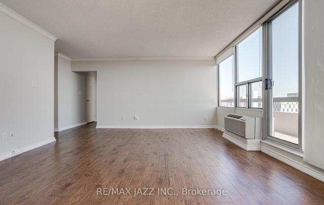 PH4 - 55 William St E, Condo with 3 bedrooms, 2 bathrooms and 1 parking in Oshawa ON | Image 4