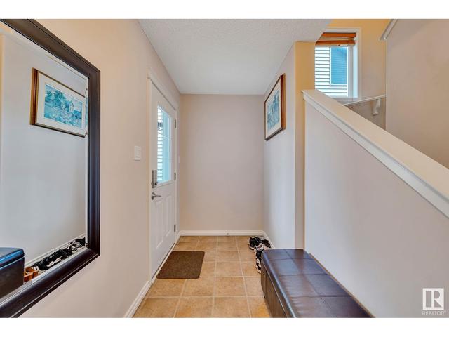 6107 18 Ave Sw, House detached with 5 bedrooms, 3 bathrooms and null parking in Edmonton AB | Image 4