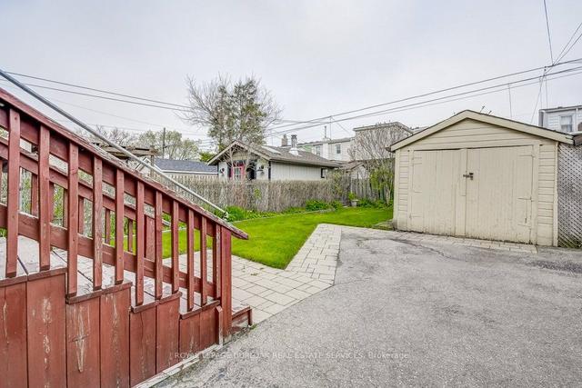 138 Balsam Ave N, House detached with 3 bedrooms, 1 bathrooms and 2 parking in Hamilton ON | Image 27
