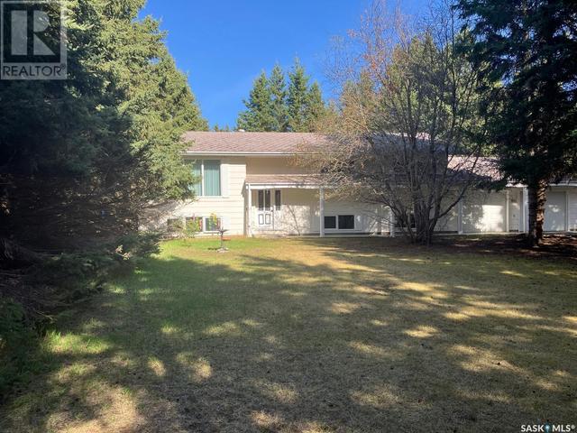 503 10th St N, House detached with 4 bedrooms, 2 bathrooms and null parking in Nipawin SK | Image 1