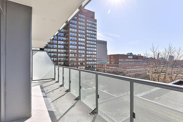 517 - 57 St Joseph St, Condo with 2 bedrooms, 2 bathrooms and 0 parking in Toronto ON | Image 16
