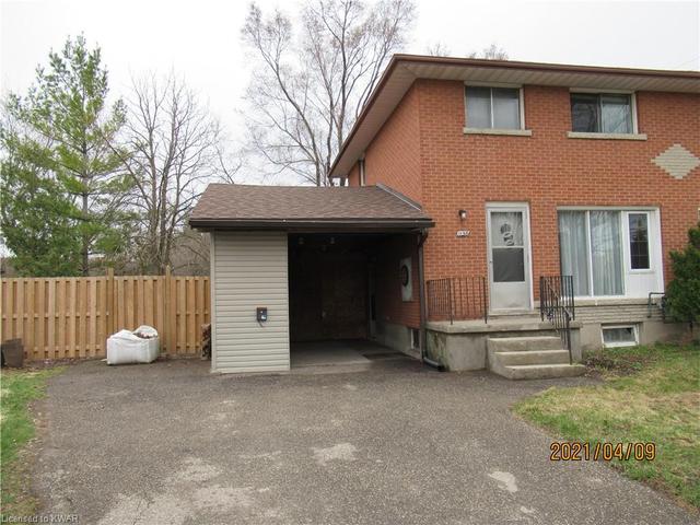 113-b Marshall Street, House semidetached with 3 bedrooms, 2 bathrooms and 3 parking in Waterloo ON | Image 1