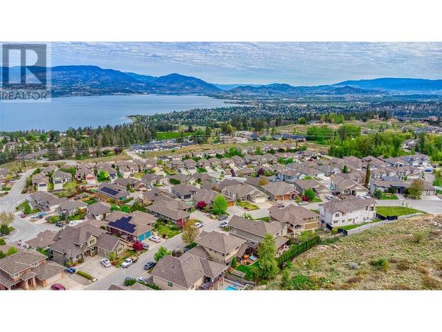 5254 Cobble Cres, House detached with 4 bedrooms, 4 bathrooms and 2 parking in Kelowna BC | Image 12