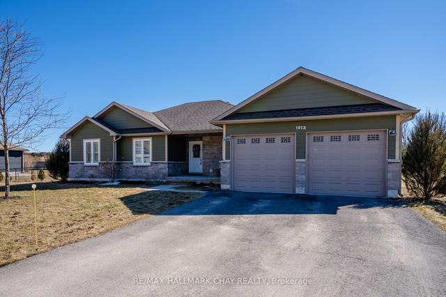 1913 Elana Dr, House detached with 3 bedrooms, 3 bathrooms and 6 parking in Severn ON | Image 30