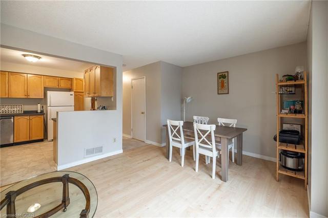 12 - 1055 Gordon St, House attached with 3 bedrooms, 2 bathrooms and 2 parking in Guelph ON | Image 2