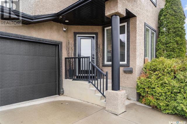 322 Bellmont Cres, House detached with 4 bedrooms, 4 bathrooms and null parking in Saskatoon SK | Image 2