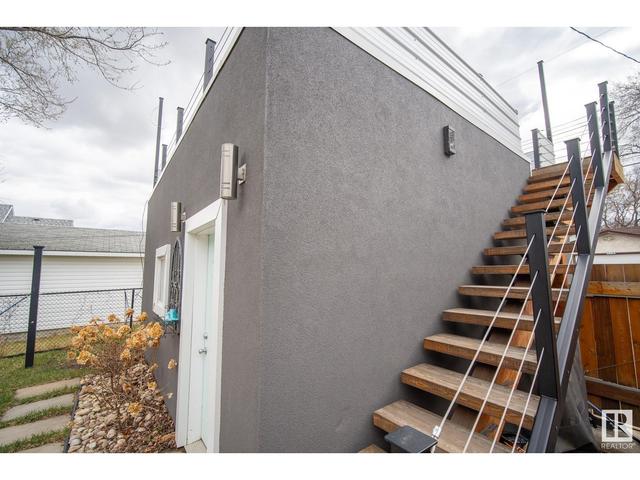 11142 68 St Nw, House detached with 3 bedrooms, 1 bathrooms and null parking in Edmonton AB | Image 3