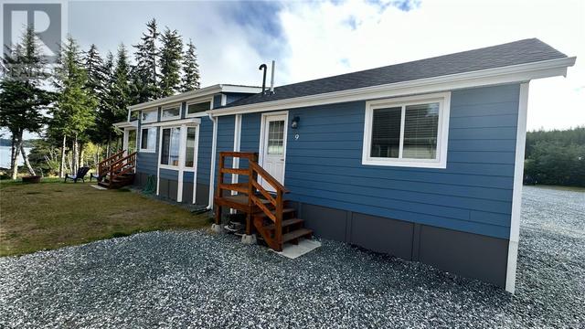 9 - 1 Alder Bay Rd, House other with 2 bedrooms, 1 bathrooms and 2 parking in Mount Waddington D BC | Image 2