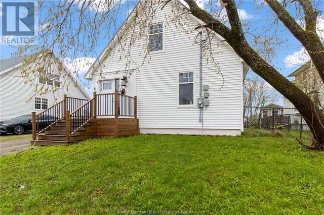 80 Lefurgey, House detached with 4 bedrooms, 2 bathrooms and null parking in Moncton NB | Image 5
