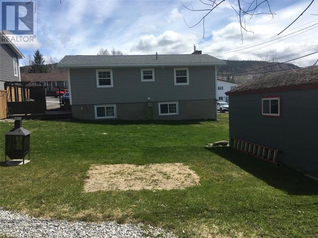 185 East Valley Rd, House detached with 3 bedrooms, 2 bathrooms and null parking in Corner Brook NL | Image 5