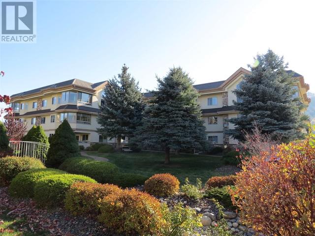 103 - 8416 Jubilee Rd E, Condo with 2 bedrooms, 2 bathrooms and 1 parking in Summerland BC | Image 1