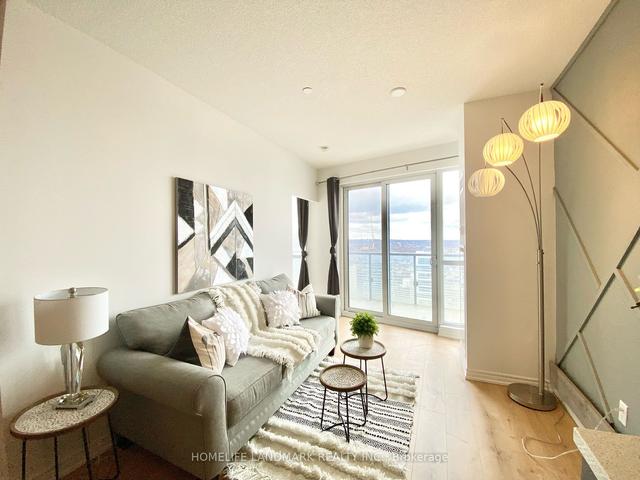4004 - 386 Yonge St, Condo with 2 bedrooms, 2 bathrooms and 1 parking in Toronto ON | Image 26