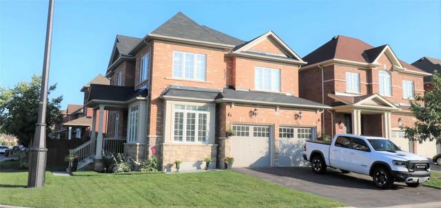 27 George Robinson Dr, House detached with 4 bedrooms, 3 bathrooms and 2 parking in Brampton ON | Image 1