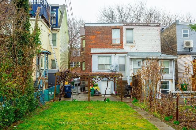 21 Bank St, House semidetached with 3 bedrooms, 2 bathrooms and 2 parking in Toronto ON | Image 24