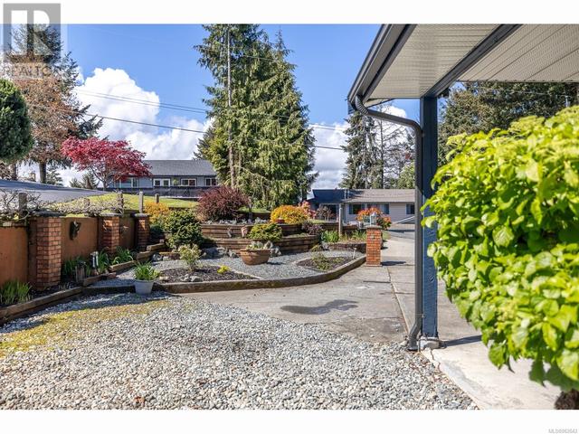 5518 Clipper Dr, House detached with 4 bedrooms, 3 bathrooms and 6 parking in Nanaimo BC | Image 40