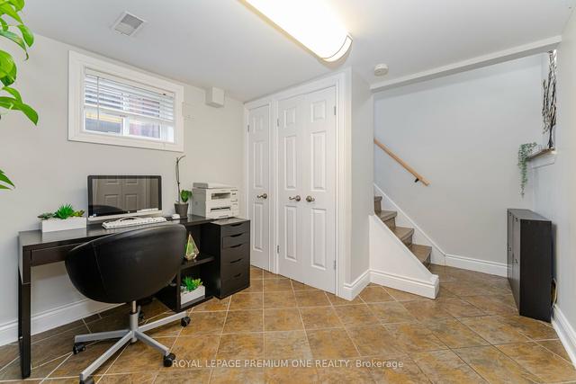 59 Ruthmar Cres, House semidetached with 3 bedrooms, 2 bathrooms and 4 parking in Toronto ON | Image 22
