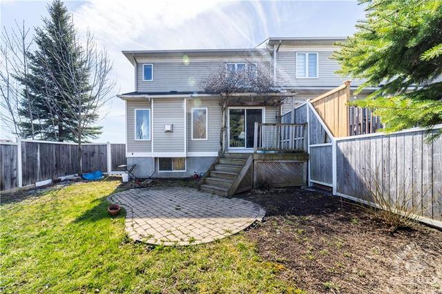 229 Felicia Cres, Townhouse with 4 bedrooms, 4 bathrooms and 2 parking in Ottawa ON | Image 19
