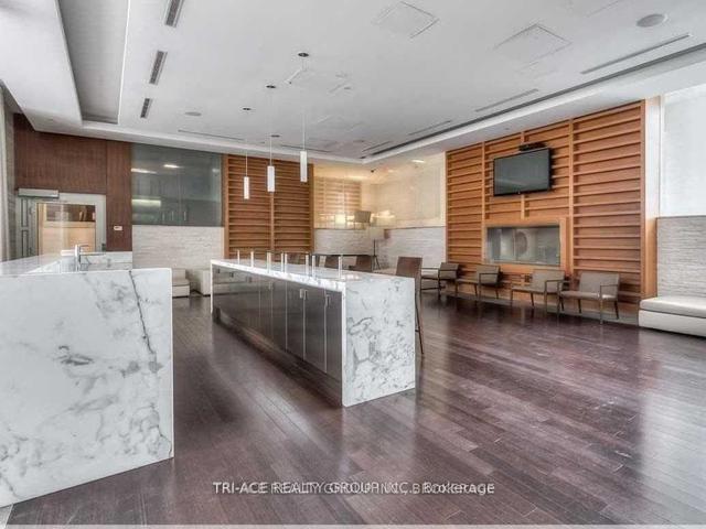 310 - 8 Telegram Mews, Condo with 2 bedrooms, 2 bathrooms and 1 parking in Toronto ON | Image 5