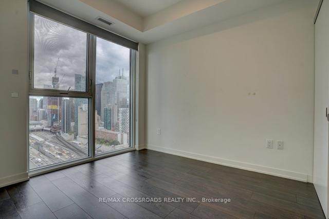 2807 - 20 Richardson St, Condo with 2 bedrooms, 2 bathrooms and 1 parking in Toronto ON | Image 16