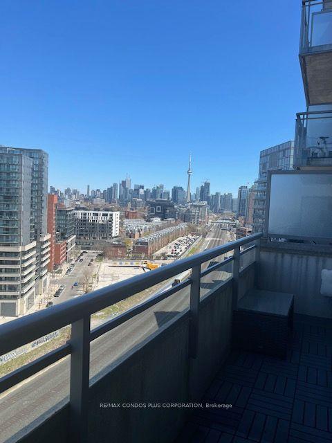 1521 - 38 Joe Shuster Way, Condo with 2 bedrooms, 1 bathrooms and 0 parking in Toronto ON | Image 7