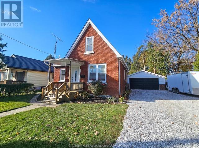 255 Selkirk St, House detached with 3 bedrooms, 1 bathrooms and null parking in Chatham Kent ON | Image 35