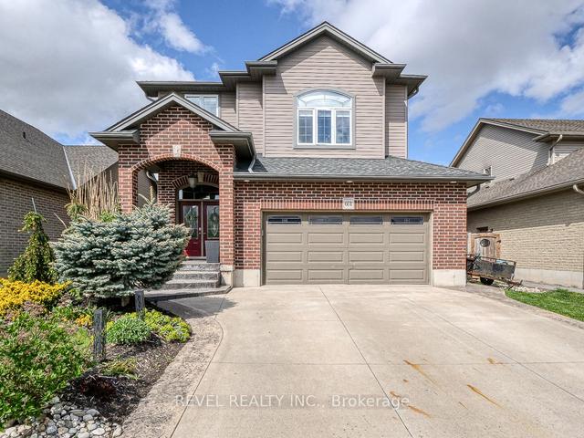 664 Normandy Dr, House detached with 3 bedrooms, 4 bathrooms and 4 parking in Woodstock ON | Image 1
