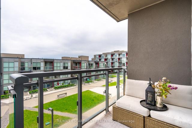 B417 - 5240 Dundas St, Condo with 1 bedrooms, 1 bathrooms and 1 parking in Burlington ON | Image 4