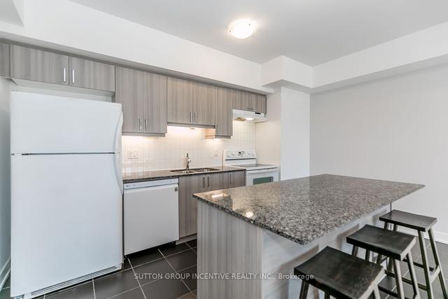 404 - 6 Spice Way, Condo with 2 bedrooms, 2 bathrooms and 1 parking in Barrie ON | Image 12