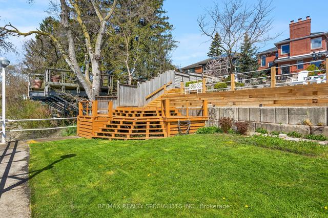 327a Lake Promenade, House detached with 4 bedrooms, 4 bathrooms and 6 parking in Toronto ON | Image 15